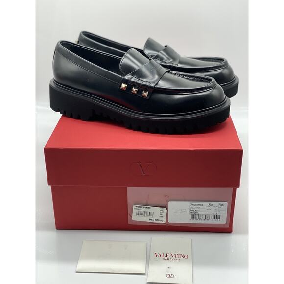 Valentino Garavani Rockstud Calfskin Loafer sz. 38 eu (8 us) - Picture 1 of 7